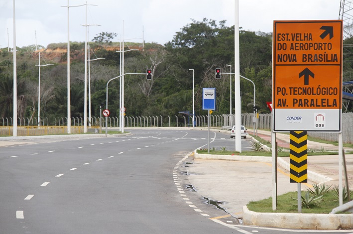 São 3,1 quilômetros de via (Foto: Evandro Veiga/CORREIO)